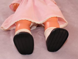 Muñeca "primeros pasos" de Berjusa. (Años 80)