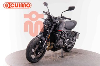 TRIUMPH TRIDENT 660