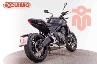 TRIUMPH TRIDENT 660