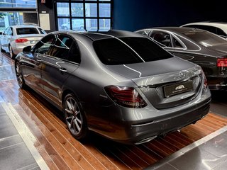 Mercedes-Benz Clase E200 AMG Line 197cv