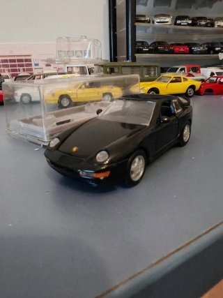 Porsche 968 1/43