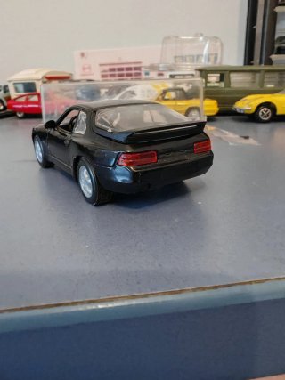 Porsche 968 1/43