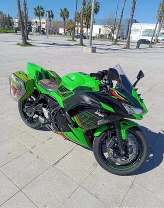 Maletas y Asiento Kawasaki Ninja 650 2023