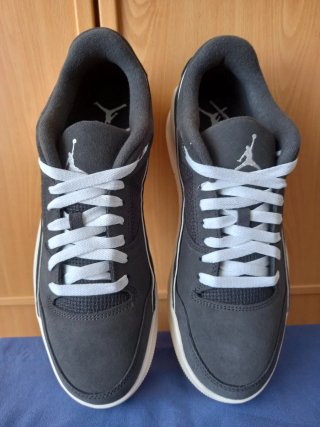 Zapatillas Jordan Air Flight Grises y Blancas