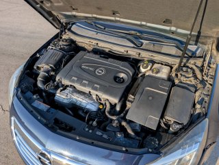 Opel Insignia 160cv Automático