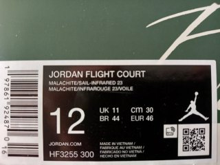 Jordan Flight Court Verde y Rosa