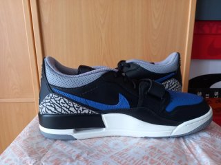 Jordan Air Legacy 312 Negro/Azul