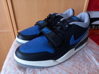 Jordan Air Legacy 312 Negro/Azul