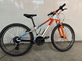 Bicicleta CUBE ACID 240 24 Aluminio niños