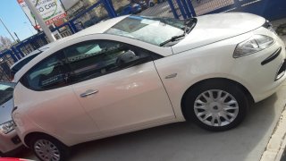 Lancia Ypsilon 2012