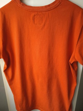 Camiseta Naranja Bershka Talla L ( 40 ).