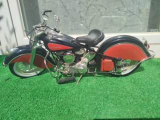 Moto Decorativa Indian Negra y Roja