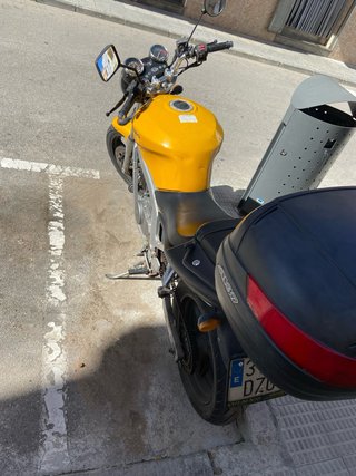 Hyosung Comet GT 125cc Amarilla