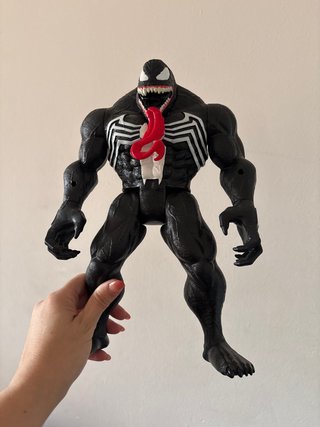 Muñeco Venom Marvel