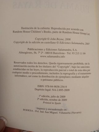"EL NIÑO CON EL PIJAMA DE RAYAS"=350€+un regalito