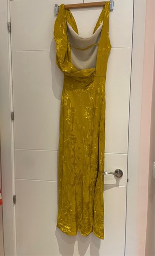 Vestido de fiesta dorado