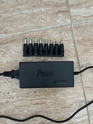 Adaptador de Corriente Universal iGO 120W