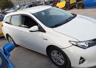420721 espejo toyota auris touring sports (e18)