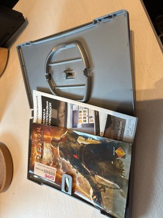 Caja God of War Chains of Olympus PSP Platinum