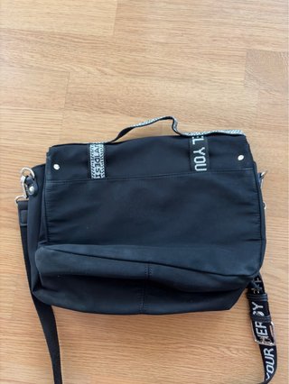 Bolso Desigual Negro con Tachuelas y Corazón