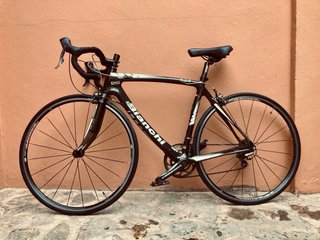 Bicicleta Carretera Bianchi Negra CARBONO