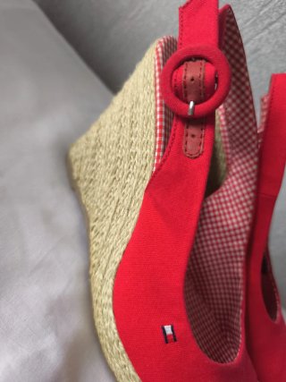 Cuñas Tommy Hilfiger Rojas