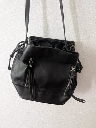Bolso cubo negro Pull&Bear