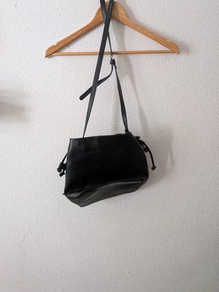 Bolso cubo negro Pull&Bear