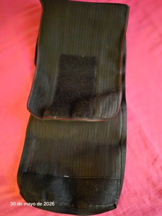 Faja Lumbar Soporte Negro con varillas