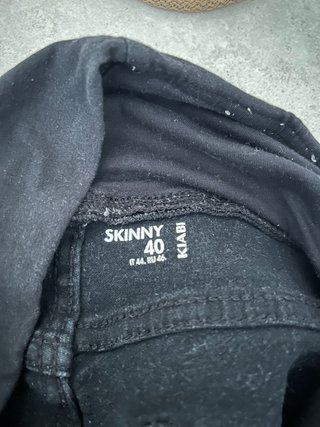 Pantalón premamá talla 40 usado un embarazo
