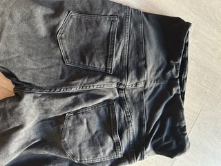 Pantalón premamá talla 40 usado un embarazo
