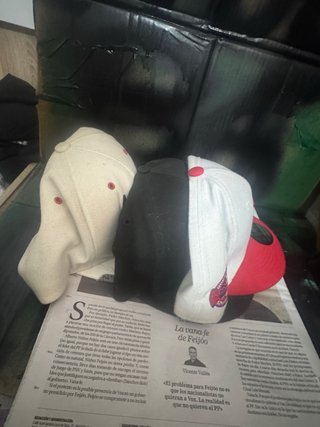 Gorras de béisbol (varios colores)