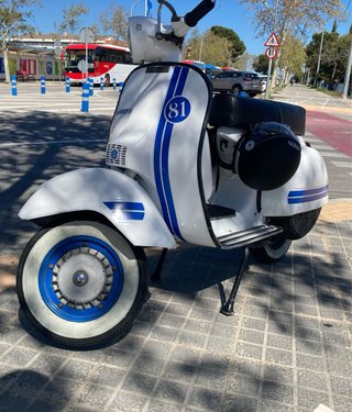 Vespa DS 200 - Edición 1981