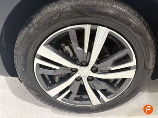 Peugeot 5008 1.2 100KW Allure Pack eDCS6