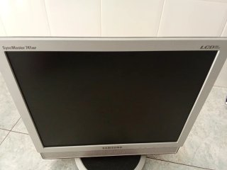 Monitor Samsung SyncMaster 741mp TV/PC