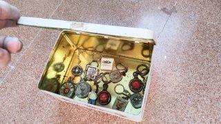 OFERTA llaveros antiguos y lata Colacao