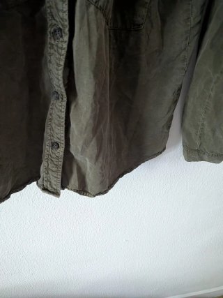 Blusa verde militar Stradivarius