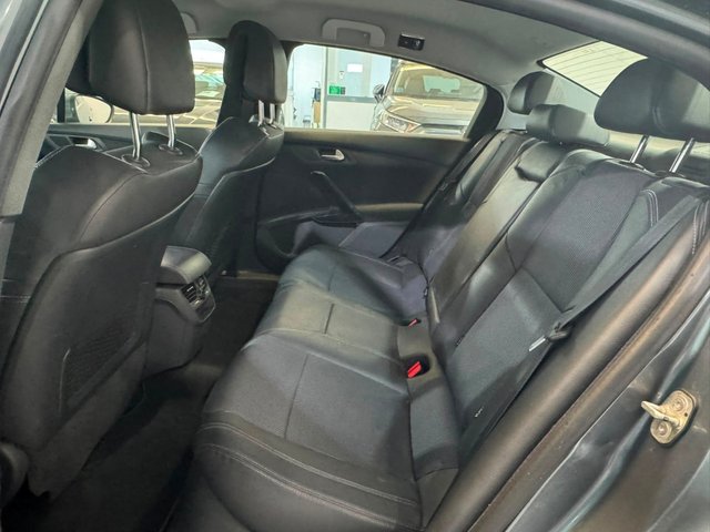 Peugeot 508 Allure 2.0 HDi HYbrid4 200cv