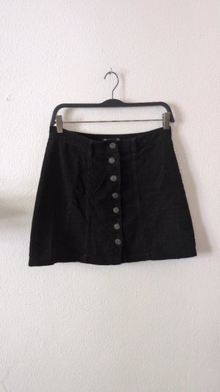 Falda de pana Stradivarius negra