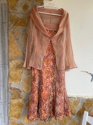 Vestido midi rosa y dorado De madrina