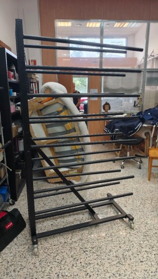 Portarrollos industrial con ruedas