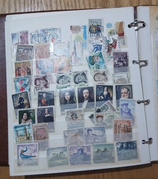 Álbum de sellos antiguo
