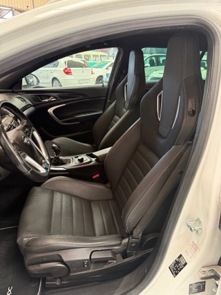 Opel Insignia 2010
