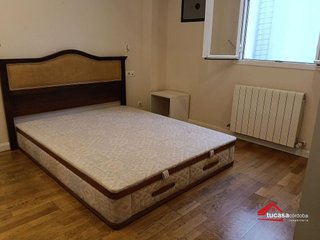 Piso en venta en Santa Rosa - Valdeolleros en Córdoba
