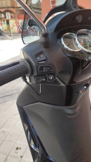 PIAGGIO BEVERLY 350 POLICE