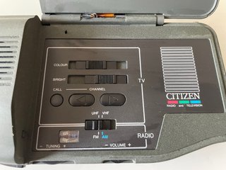 TV Portátil Vintage Citizen T530 Gris de Segunda mano por 38 EUR