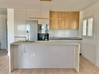 Piso en venta en Montemar en Torremolinos