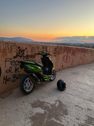 Yamaha Jog RR Verde y Negra