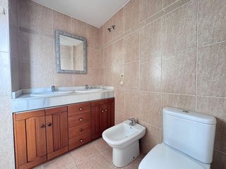 Piso en venta en Playamar en Torremolinos