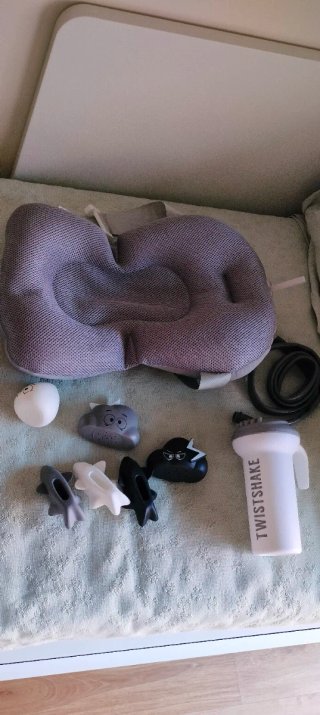 Bañera y Set de baño Twistshake